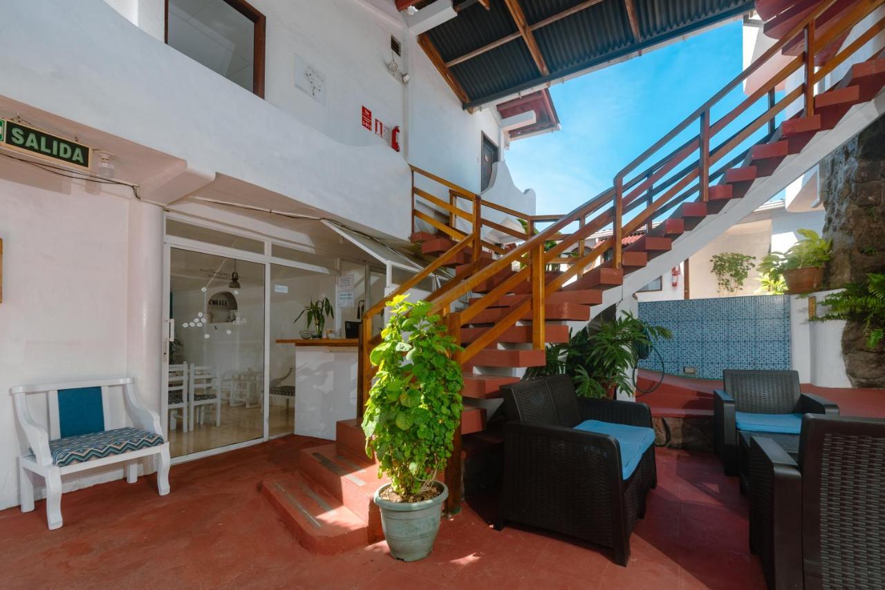 Hostal North Seymour Puerto Ayora  Eksteriør billede