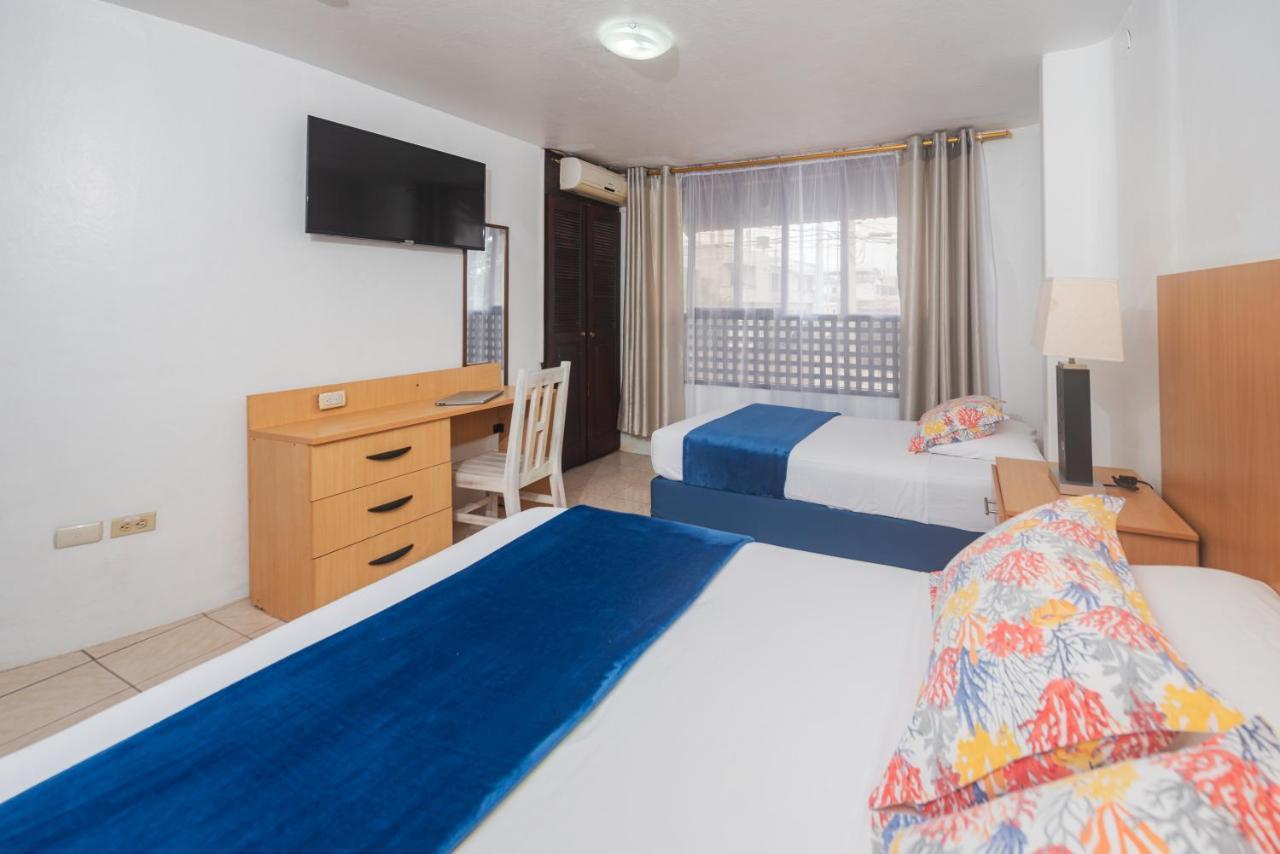 Hostal North Seymour Puerto Ayora  Eksteriør billede