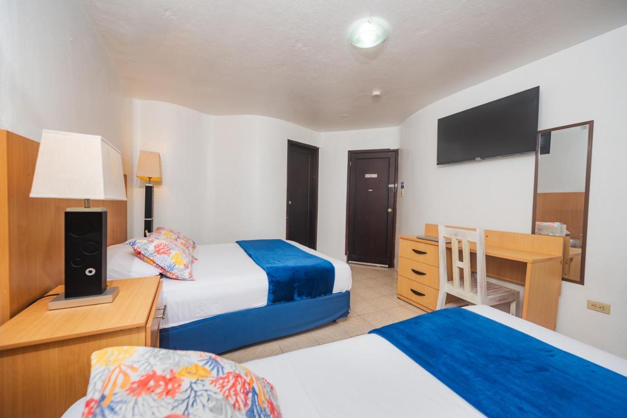 Hostal North Seymour Puerto Ayora  Eksteriør billede