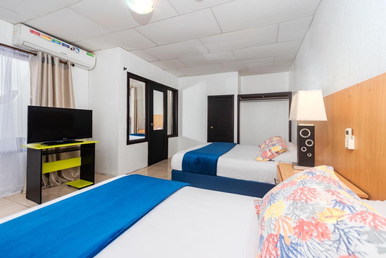 Hostal North Seymour Puerto Ayora  Eksteriør billede