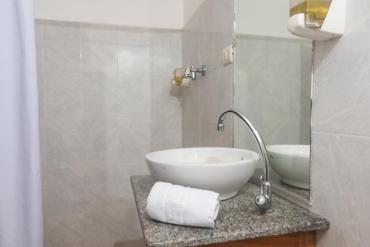 Hostal North Seymour Puerto Ayora  Eksteriør billede