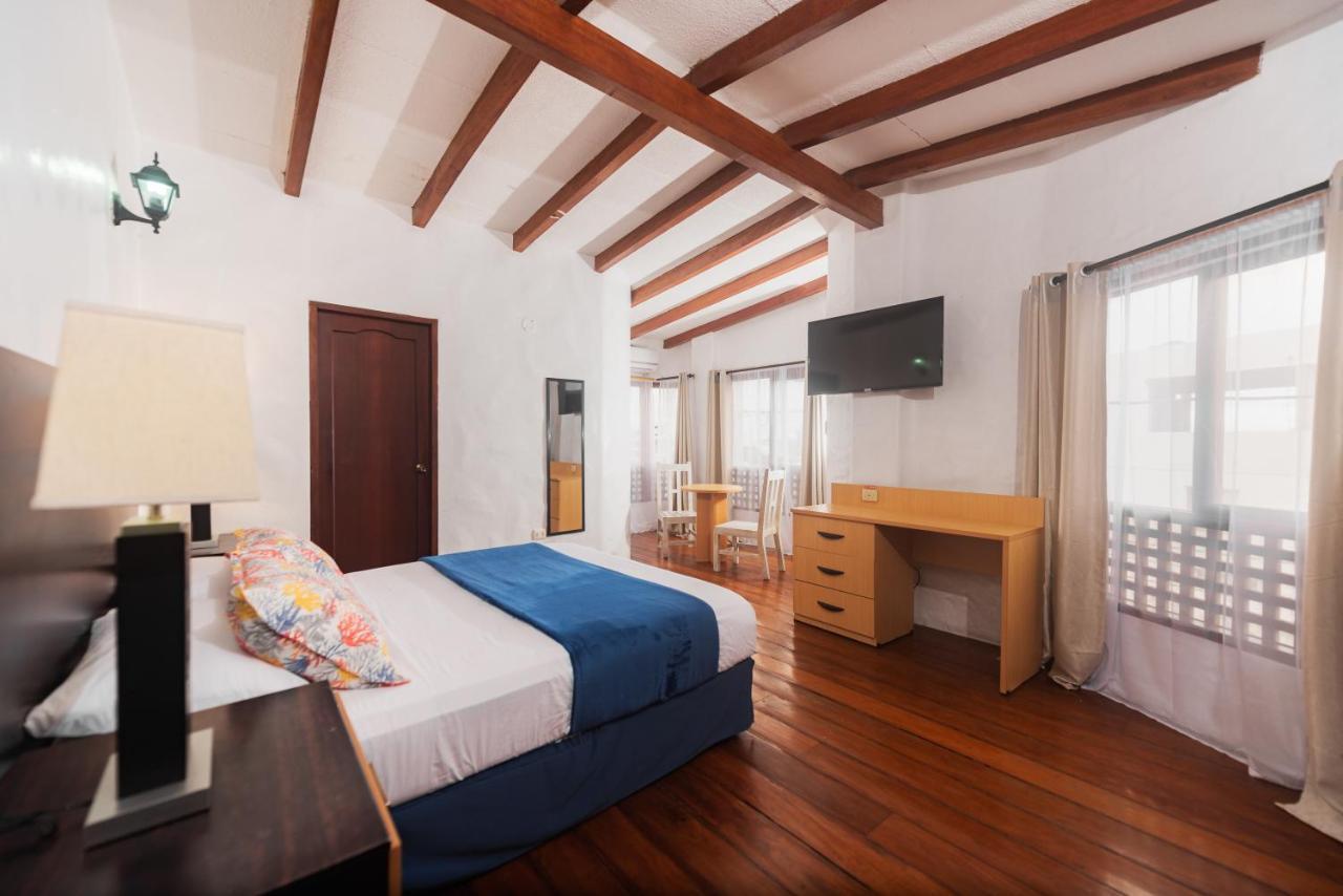 Hostal North Seymour Puerto Ayora  Eksteriør billede