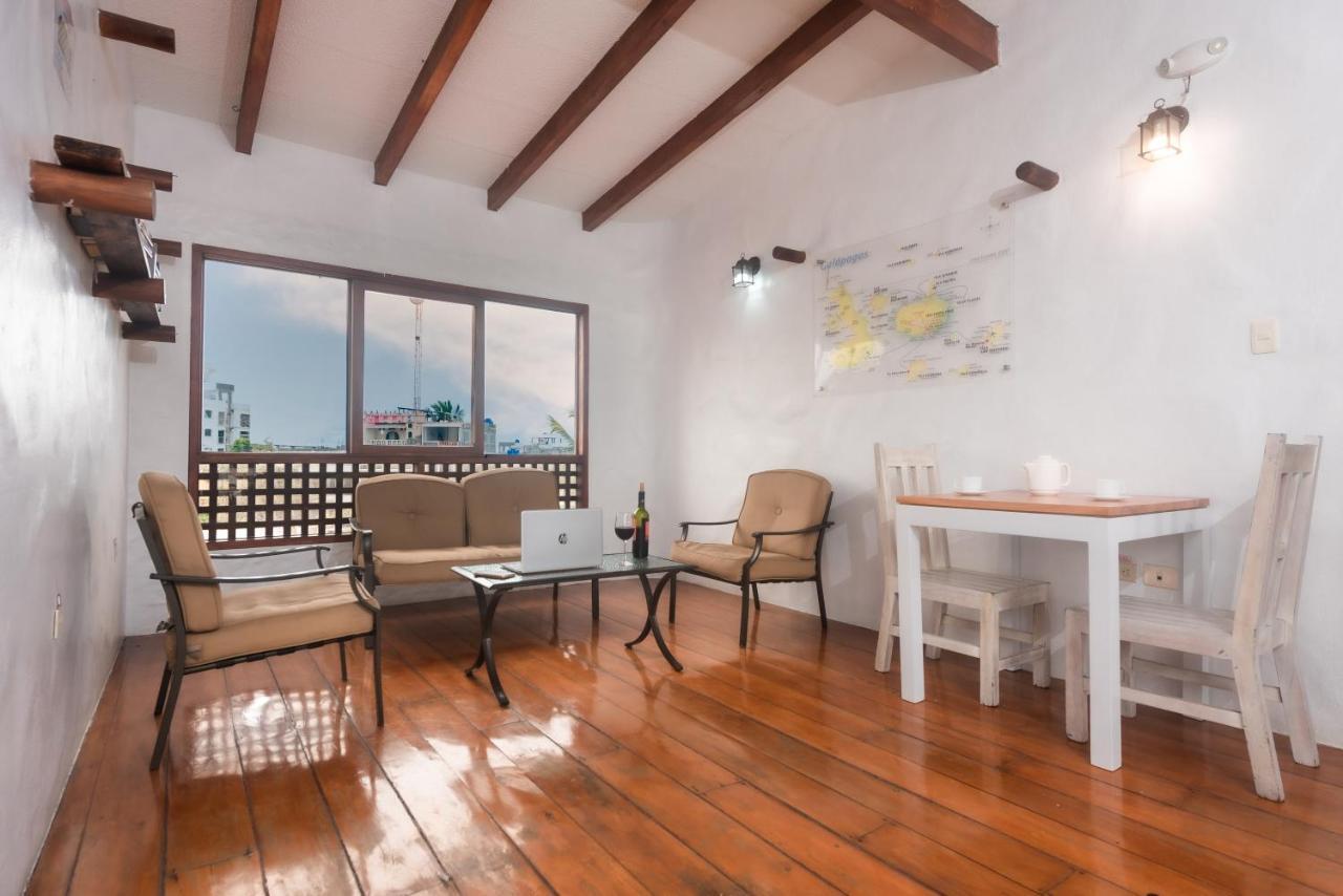 Hostal North Seymour Puerto Ayora  Eksteriør billede
