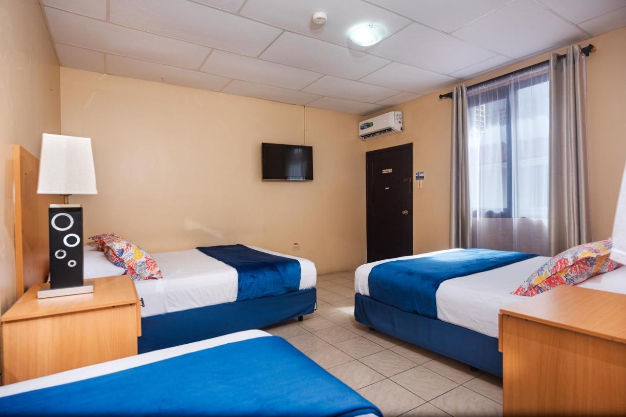 Hostal North Seymour Puerto Ayora  Eksteriør billede